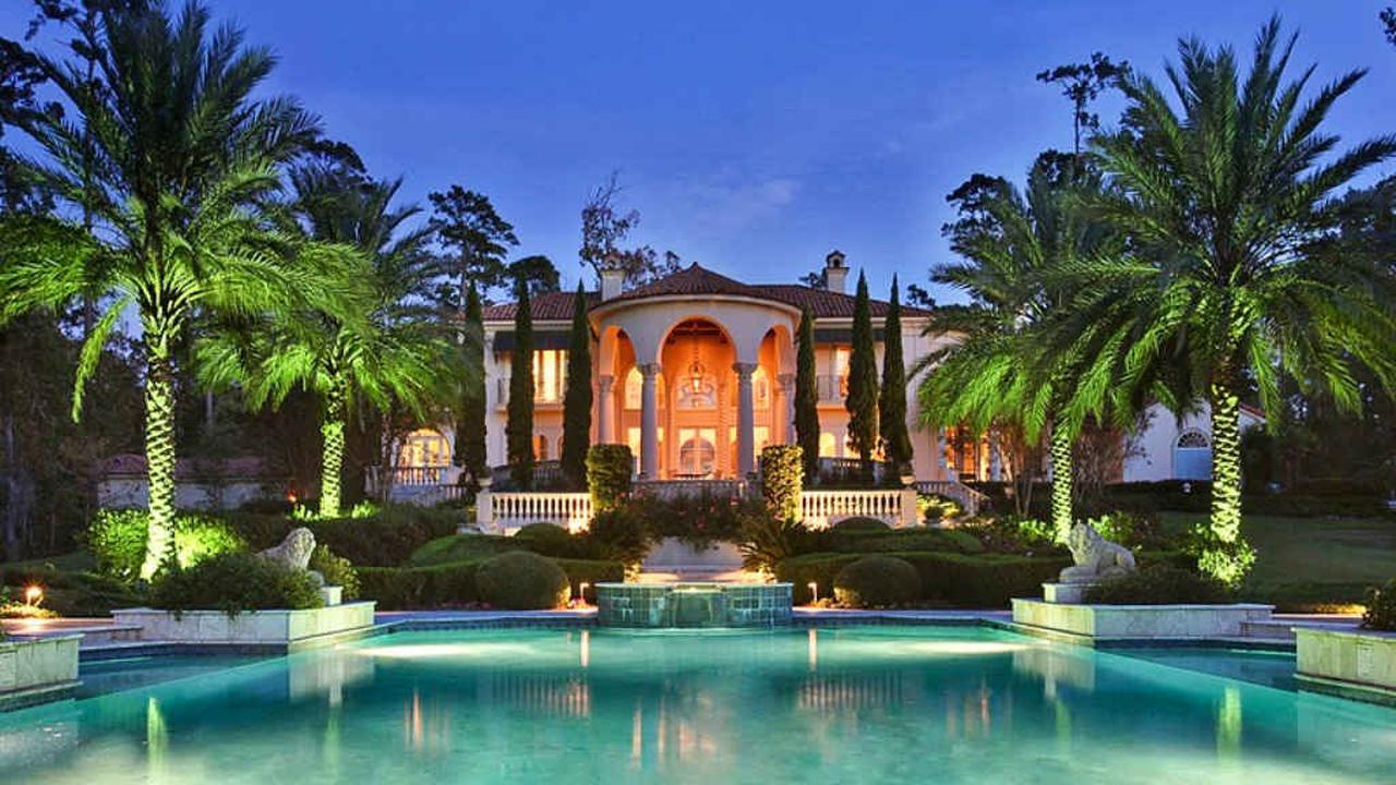 7 Rumah dengan Harga yang Fantastis