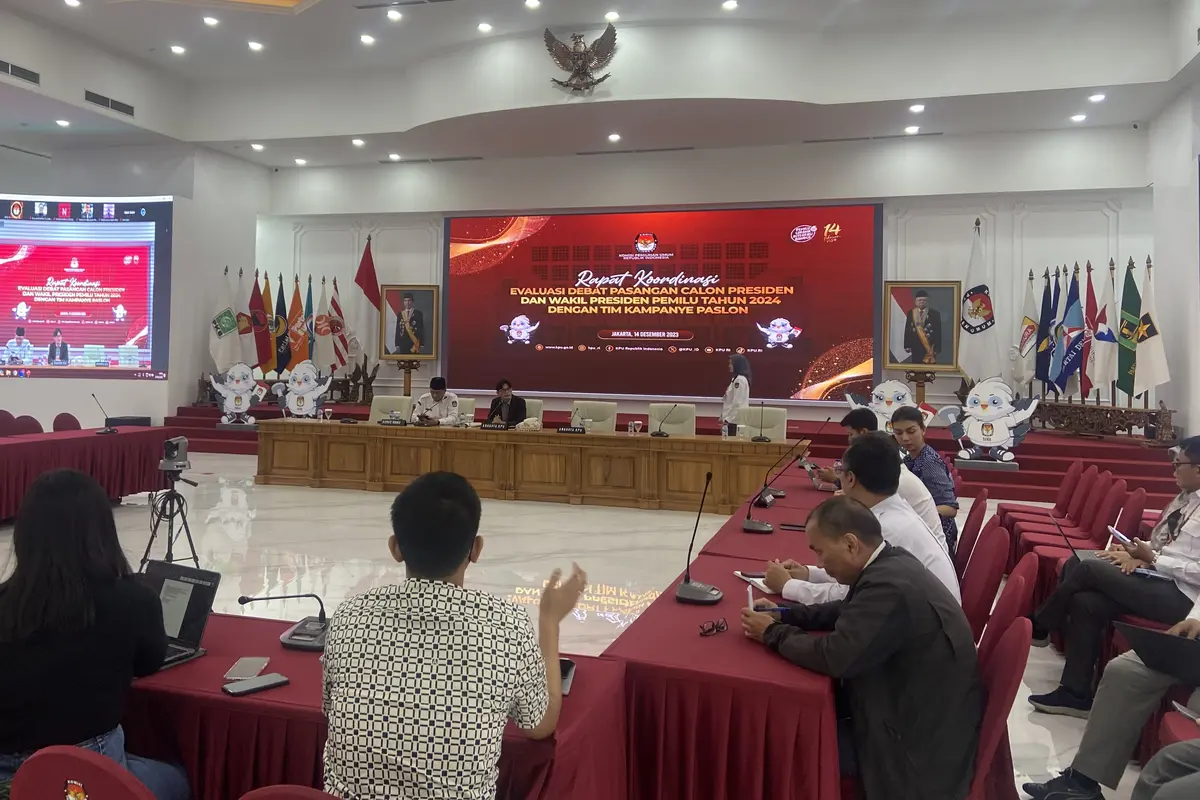 Komisi Pemilihan Umum Republik Indonesia (KPU RI) menggelar rapat evaluasi debat capres