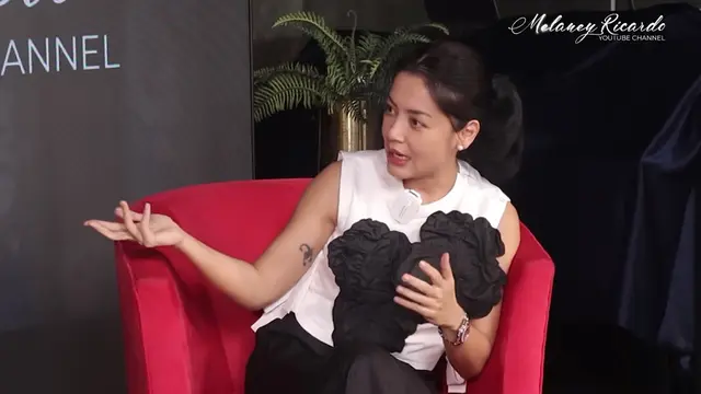 Lulu Tobing Secara Terang-Terangan Menyebut Keputusan untuk Berhenti Merokok yang Menemani Hidupnya Selama 26 Tahun Terakhir Sungguh Berat dan Susah [Youtube/Melaney Ricardo]