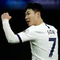 Penyerang Tottenham Hotspur, Son Heung-Min merayakan gol yang dicetaknya ke gawang Norwich City pada pekan ke-24 Liga Inggris di Tottenham Hotspur Stadium, London, Rabu (22/1/2020). Dele Alli dan Son Heung-min mencetak gol untuk membawa Tottenham Hotspur menang 2-1 atas Norwich City. (AP/Matt Dunham