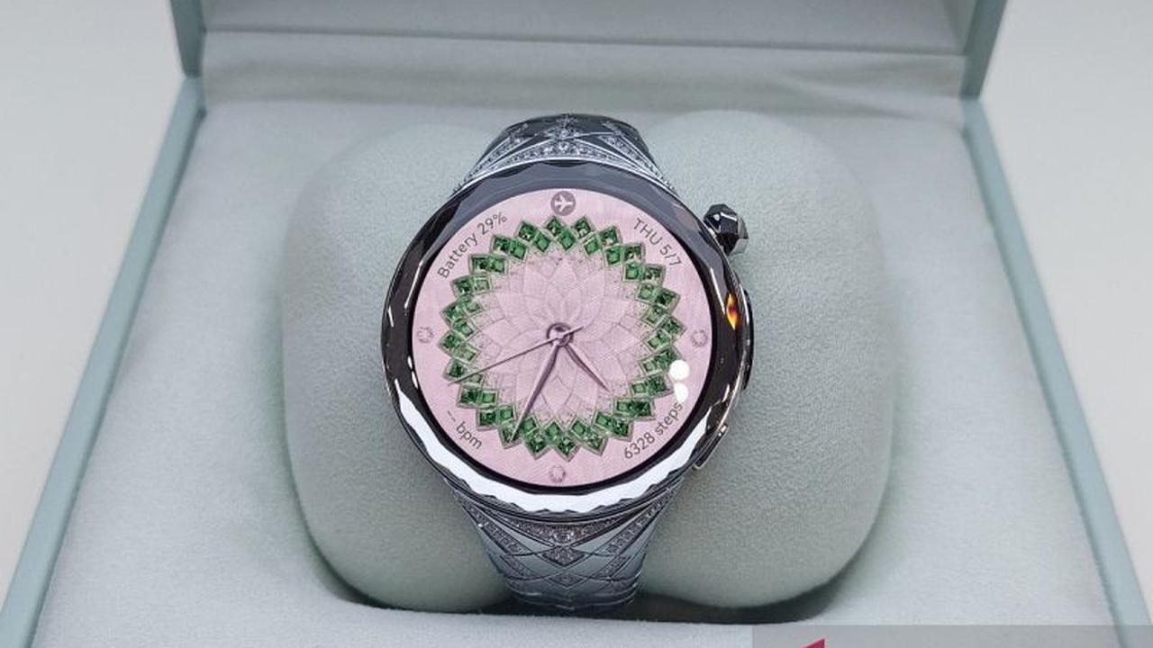 Huawei Gandeng Perancang Ternama Hadirkan Smartwatch Mewah untuk Perempuan