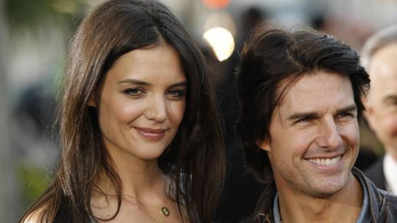 Tom Cruise - Katie Holmes dari masa ke masa