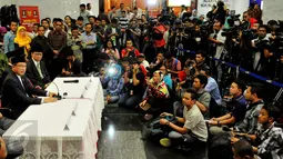 Suasana konferensi pers penentuan awal bulan Ramadan 1436 H di Kementerian Agama, Jakarta, Rabu (16/6/2015). Pemerintah melalui sidang tersebut memutuskan tanggal 1 Ramadan 1436 H jatuh pada hari Kamis, 18 Juni 2015. (Liputan6.com/Andrian M Tunay)