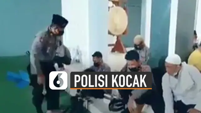 Polisi tersebut 'kehilangan' kaos kaki ketika menerima panggilan telepon.