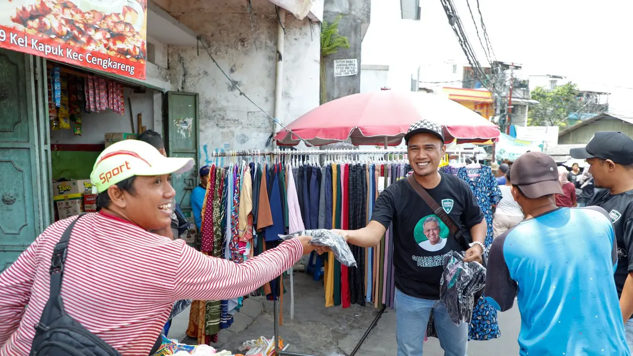 Kowarteg, Pedagang dan Juru Parkir Dukung Ganjar, Suarakan Program Revitalisasi Pasar (Istimewa)