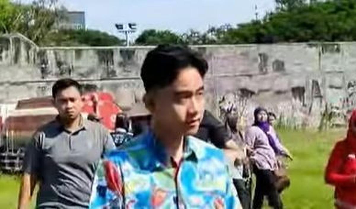 Gibran tidak mempermasalahkan jika partai berlambang kepala banteng moncong putih itu memecatnya.<br>