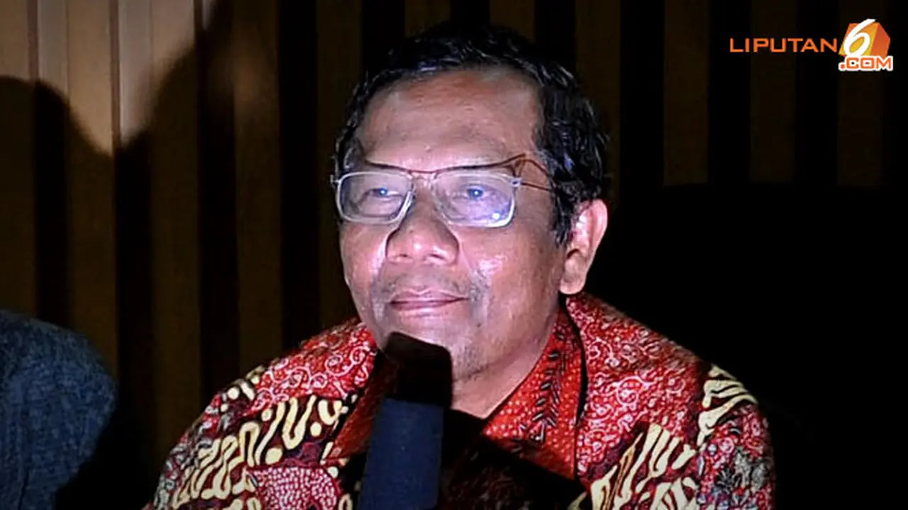 mahfud-deal-131008a.jpg