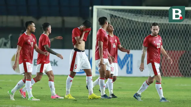 Foto: Gagal Bongkar Pertahanan Bangladesh, Timnas Indonesia Diimbangi Tanpa Gol dalam Laga Uji Coba FIFA Matchday