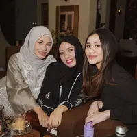 Aurel Hermansyah dan Aaliyah Massaid Saat Bukber Bersama Gen Halilintar. [@aaliyah.massaid]