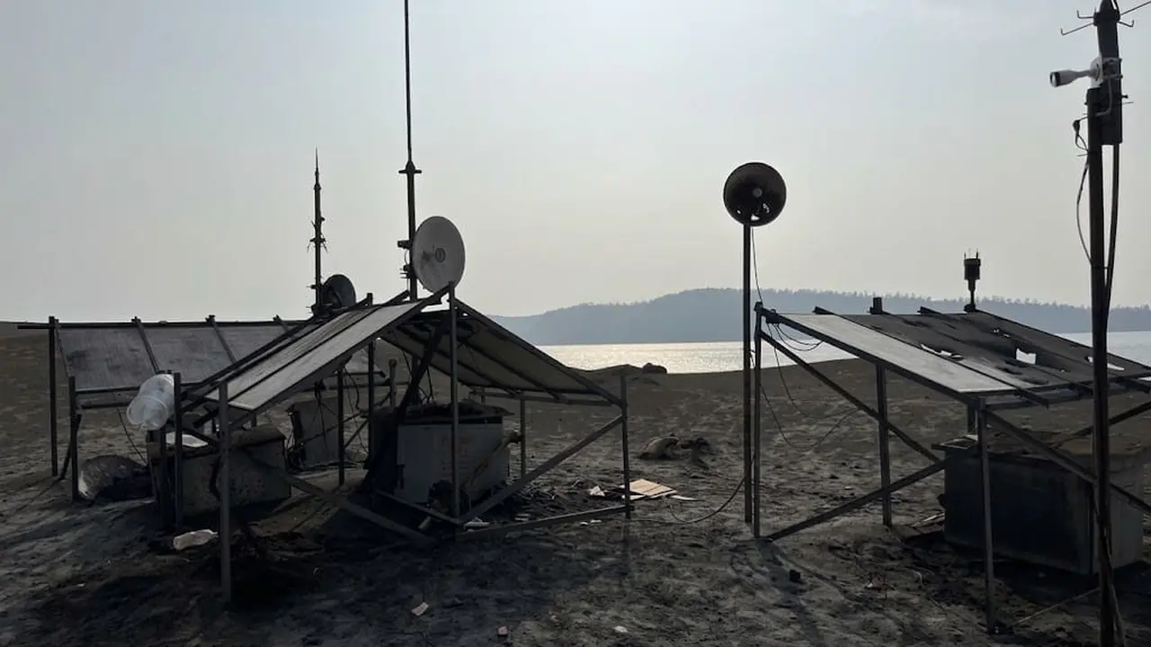 8 Aki Pemantau Gunung Anak Krakatau Dicuri