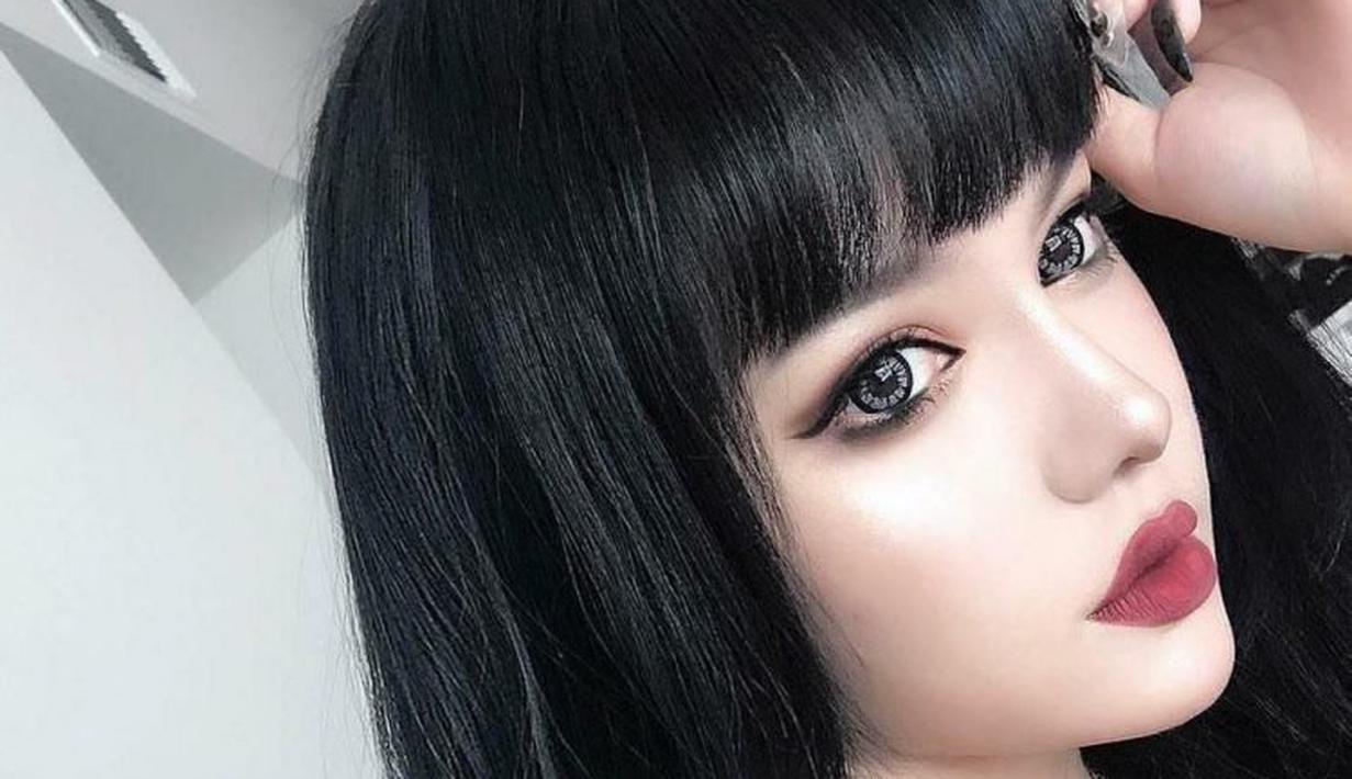 Pesona Kina Shen Model Cantik Dengan Julukan Boneka Hidup Fashion