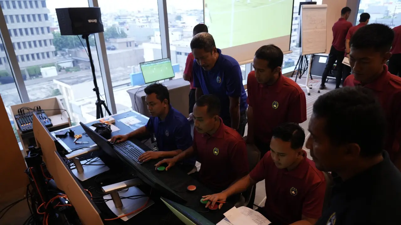 Pelatihan VAR untuk wasit Liga 2 dan 3