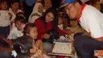 Citizen6, Surabaya: Selain fun bike, digelar juga mewarnai yang diikuti 1.500 anak-anak Pendidikan Anak Usia Dini (PAUD) se-Surabaya  di Gedung Moeljadi dan Gedung Martadinata. (Pengirim: Penkobangdikal)