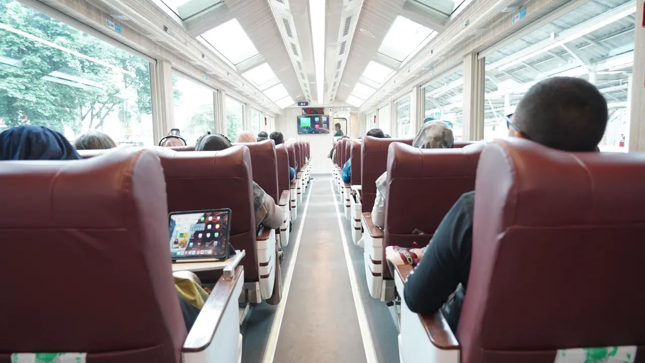 Kereta Panoramic Kembali Meluncur Bareng KA Mutiara Timur, Tawarkan Pengalaman Mudik Berbeda ke Banyuwangi