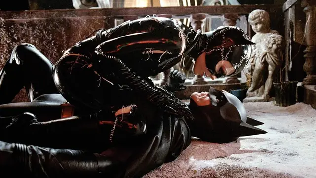 Batman Returns (1992)