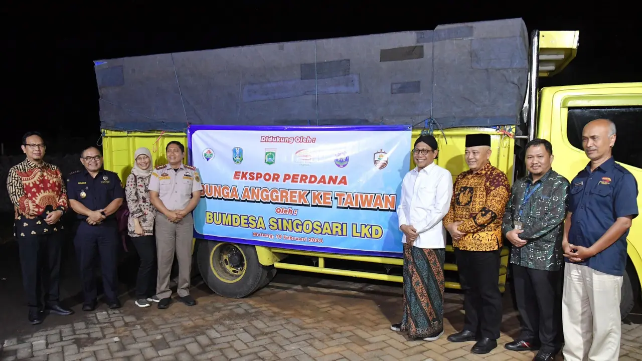 Salah satu usaha mikro, kecil, dan menengah (UMKM) di bawah pengawasan Bea Cukai Malang, Badan Usaha Milik (BUM) Desa Bersama Singosari lkd, merealisasikan ekspor perdana bunga anggrek sejumlah 114 buah ke Taiwan. (Istimewa)