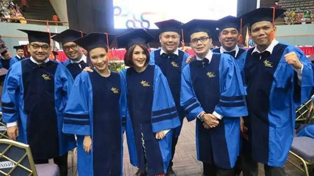 Tania Putri