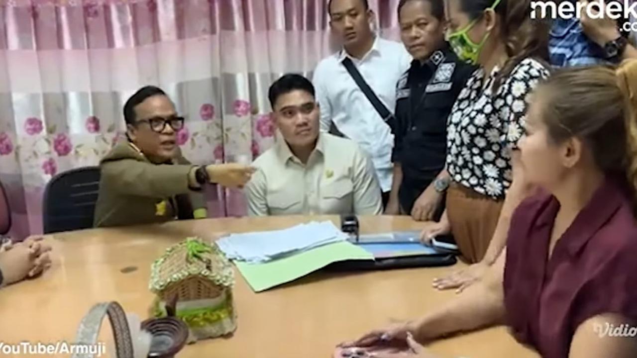 VIDEO:  Wamenaker Gregetan Pengusaha Diana soal Tahan Ijazah, Tegas Bawa Polisi "Ahli, Tak Bisa Ditipu"