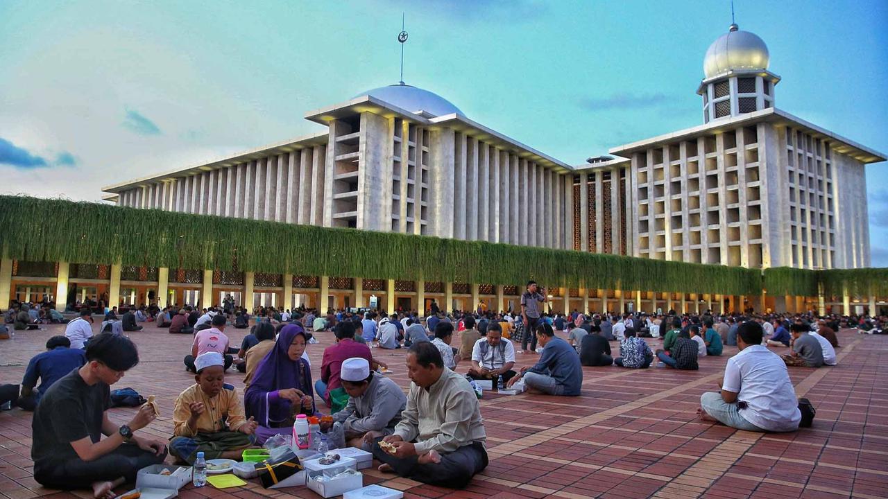 FOTO: Berbuka Puasa Bersama Di Mesijid Istiqlal