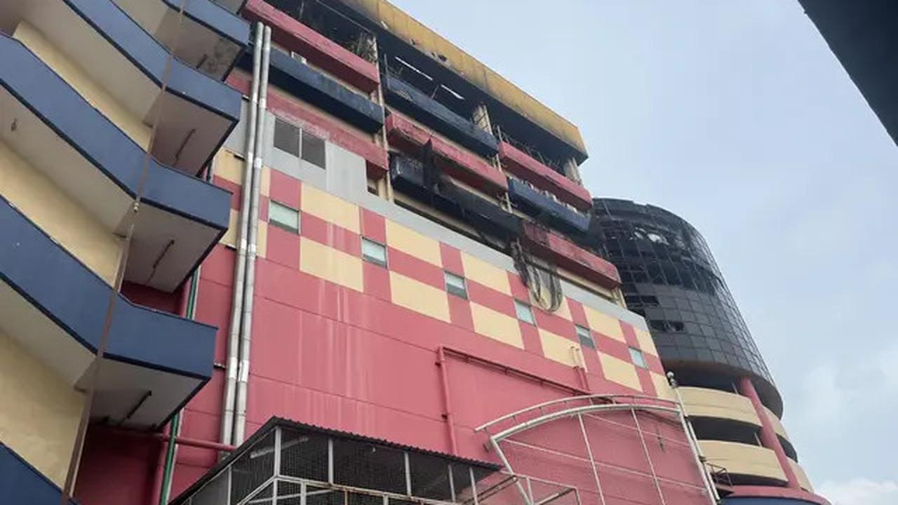 Keluarga Chika, Korban Hilang Kebakaran Glodok Plaza Berharap Ada Keajaiban