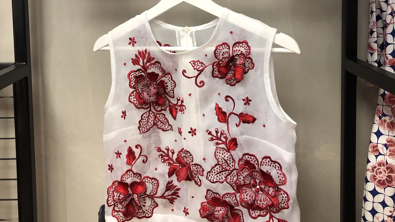 Amanda Hartanto Batik