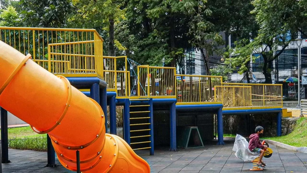 Lokasinya di Jl Kyai Maja, Kebayoran Baru, Jaksel.