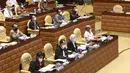 Suasana rapat Menteri Perhubungan Budi Karya Sumadi bersama Komisi V DPR RI di kompleks parlemen, Jakarta, Rabu (3/2/2021). Pesawat Sriwijaya Air SJ 182 rute Jakarta-Pontianak jatuh di perairan antara Pulau Laki dan Pulau Lancang pada Sabtu 9 Januari 2021.  (Liputan6.com/Angga Yuniar)
