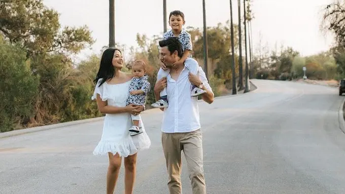 Titi Kamal dan Christian Sugiono