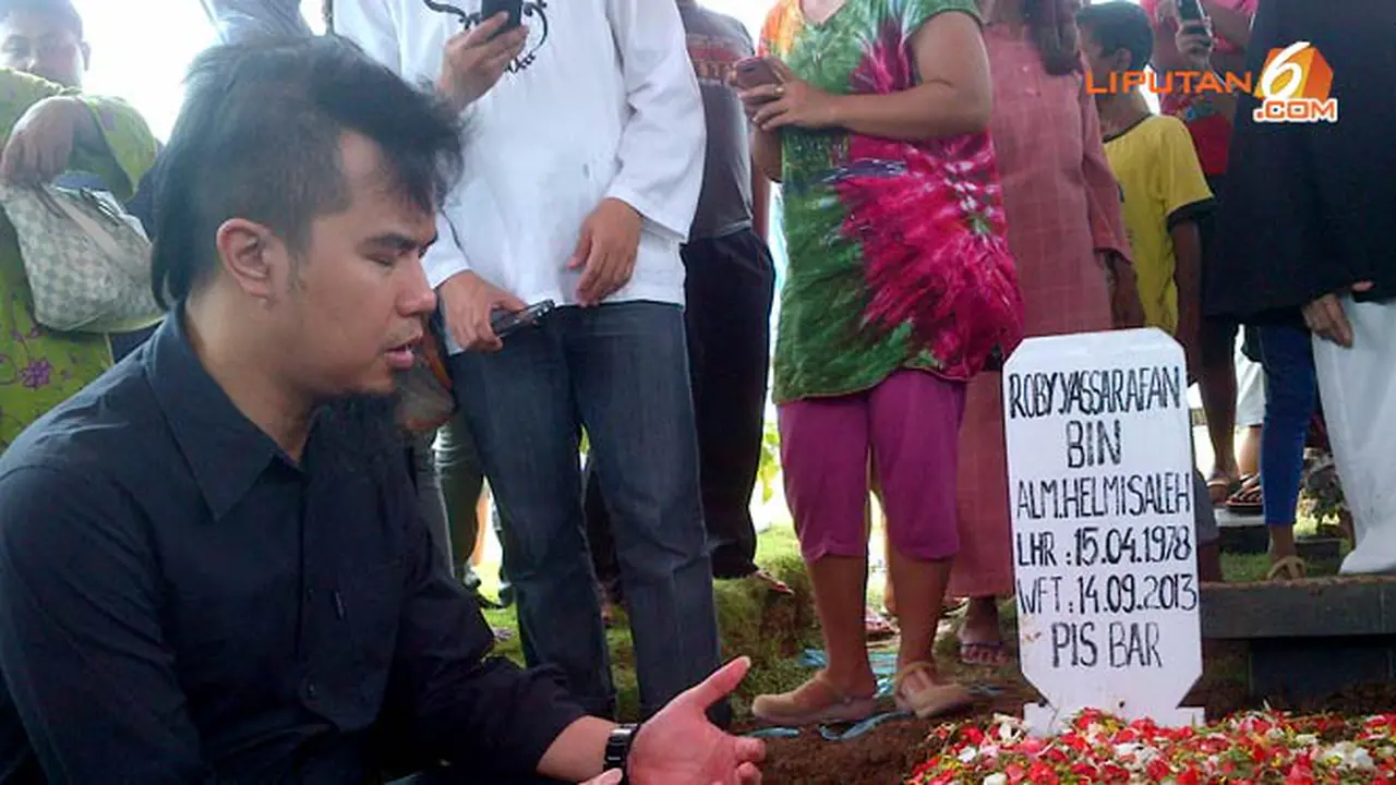 dhani-makam-130914b.jpg