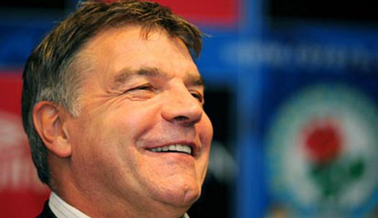 New Blackburn Rovers football club manager Sam Allardyce attends a press conference at the club's Ewood park stadium, in Blackburn, north-west England, on December 18, 2008. AFP PHOTO/ANDREW YATES