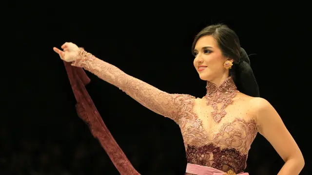 [Bintang] Nia Ramadhani