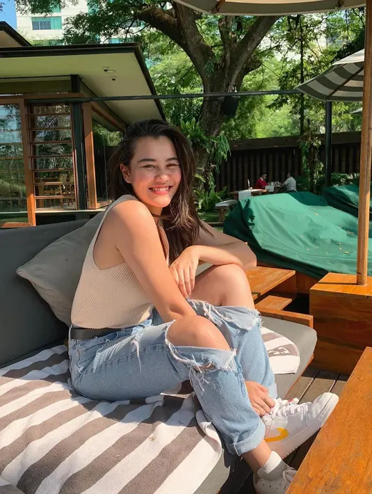 "Tapi aku ingin dikenal sebagai penyanyi. Yang penting dikenal juga sama orang sebagai orang baik, itu paling penting," beber Aaliyah Massaid. (Instagram/aaliyahmassaid)