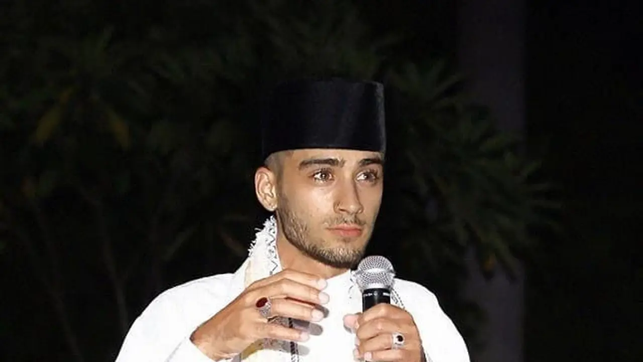 artis hollywood versi Ramadan (foto: twitter/@indra.hakim)