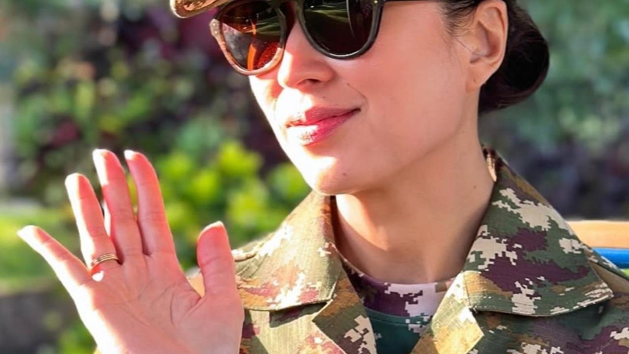 Cantiknya Menpar Widiyanti Wardhana Pakai Baju Loreng Komcad saat Digembleng Prabowo di Akmil Magelang