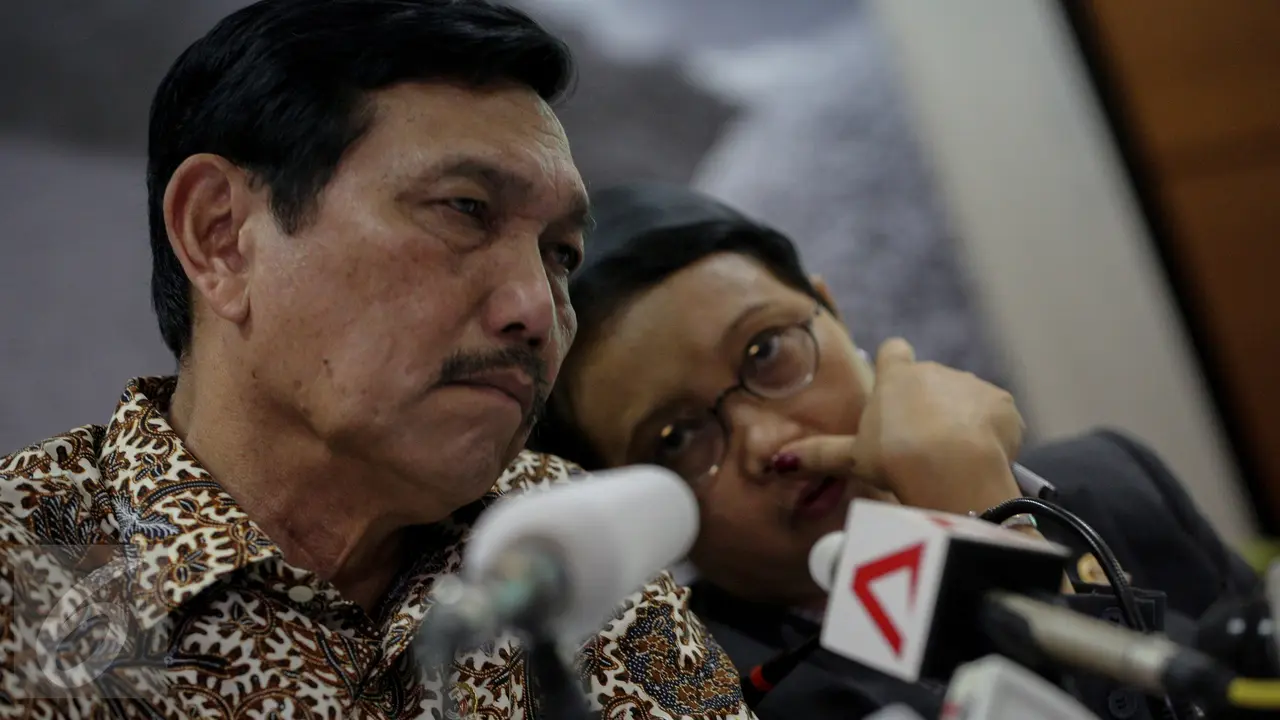 20151012-El Nino Bikin Menko Luhut Pusing Atasi Kebakaran Hutan-Jakarta