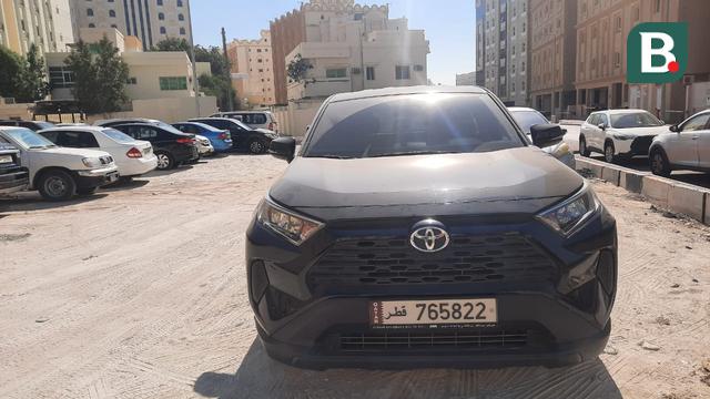 Mobil Kotor di Jalanan Qatar