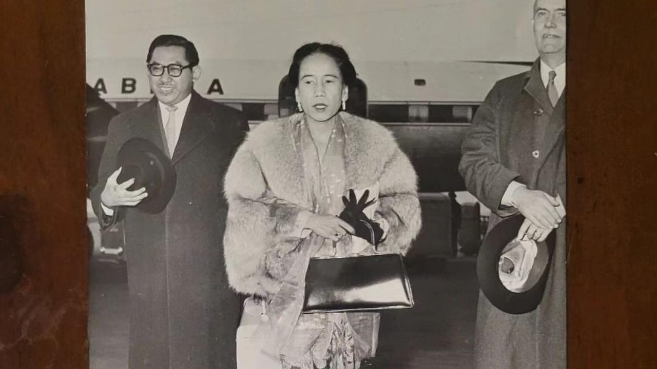 Tidak hanya itu saja, Laili Roesad juga beberapa kali ditunjuk mewakili Indonesia di Perserikatan Bangsa-Bangsa (PBB). Pada tahun 1954, Ia ditugaskan sebagai Counsellor pada Perutusan Tetap Republik Indonesia untuk PBB. <br>
