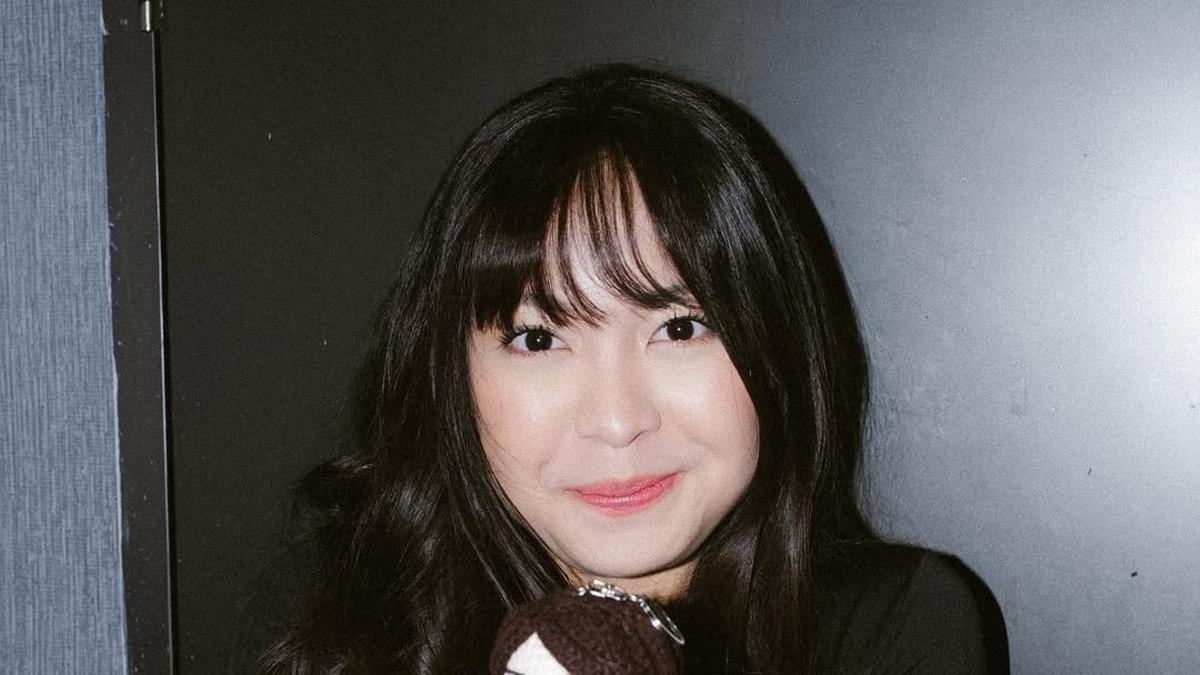 Potret Cantik Bernadya dengan Rambut Berponi, Kembalikan Bang Era yang Bikin Terlihat Imut