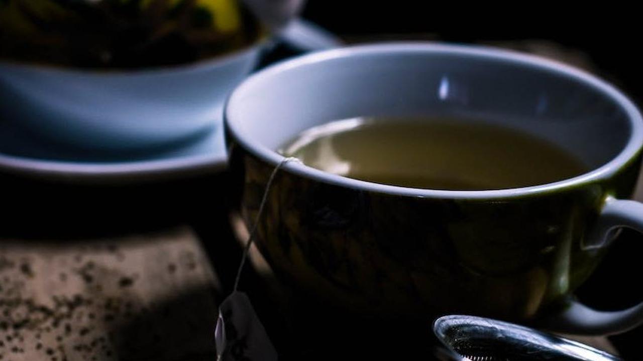 5. Teh Hijau: Antioksidan untuk Mengurangi Peradangan