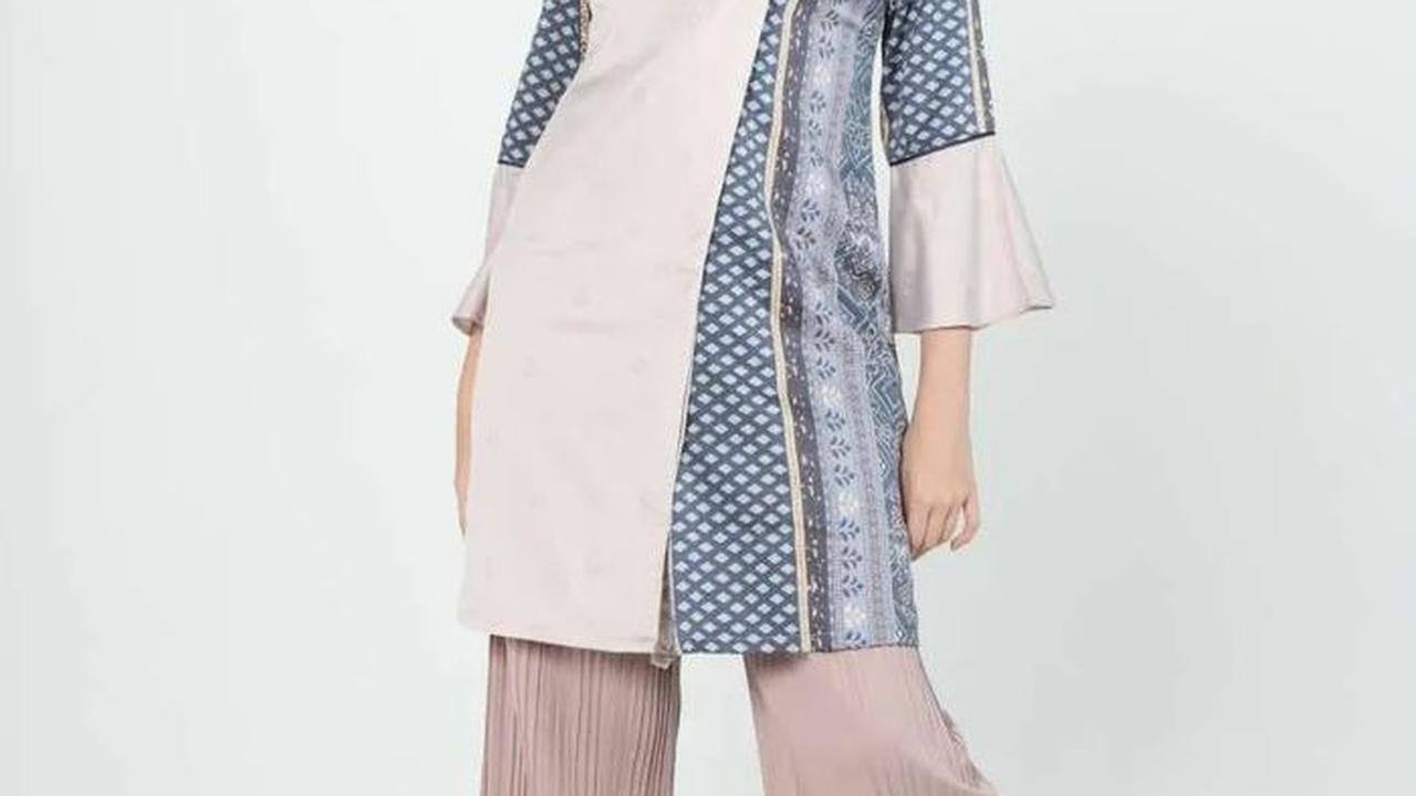 ilustrasi tunik batik