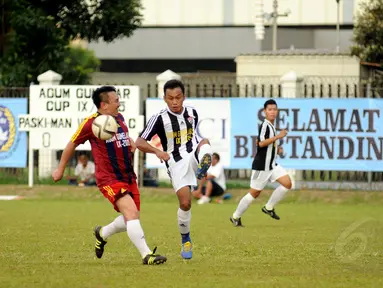 Turnamen sepak bola Agum Gumelar Cup kembali digelar di Lapangan C Senayan, Jakarta (9/1/2015). (Liputan6.com/Helmi Fithriansyah)