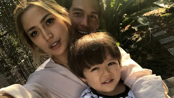 [Fimela] Richard Kyle - Jessica Iskandar