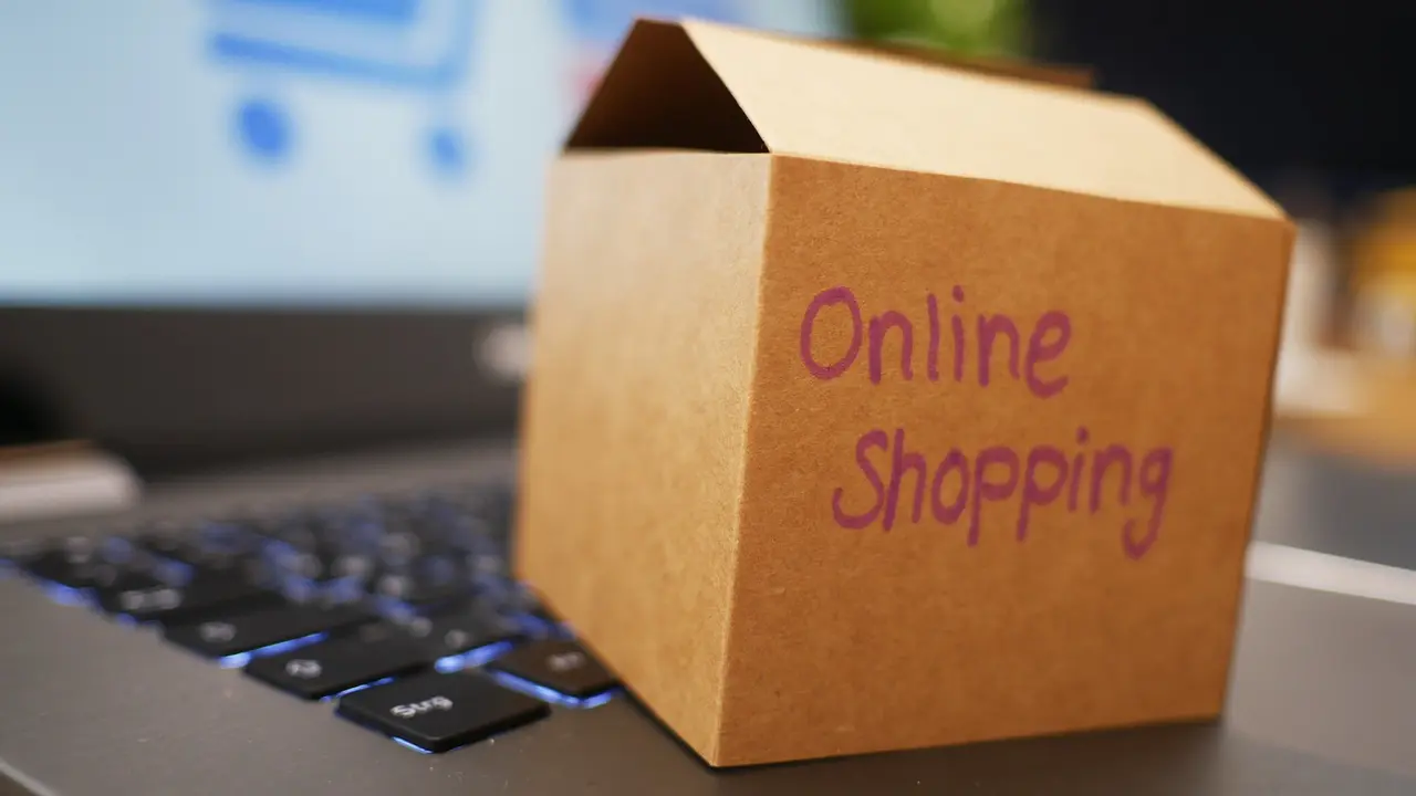 Ilustrasi eCommerce, belanja online, online shopping