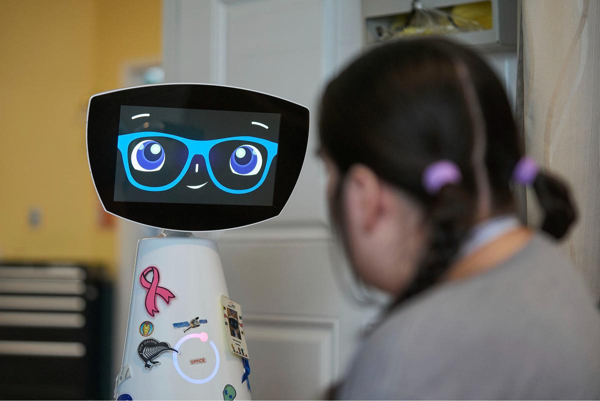 FOTO: Robin, Robot 'Gadis Kecil' yang Temani Pasien Anak di Rumah Sakit