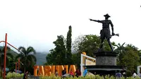 Sejuknya Pagi Monumen Pahlawan di Sudut Kota Gorontalo