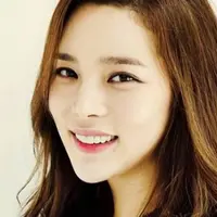 Park Si Yeon (via allkpop.com)