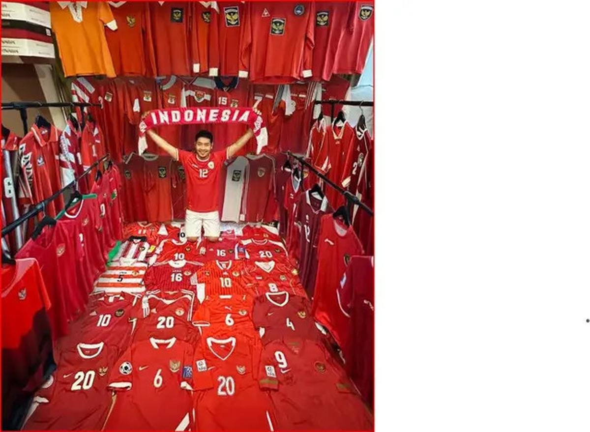 Keren, Orang ini Punya Koleksi Jersey Timnas Indonesia dari 1938 hingga 2024