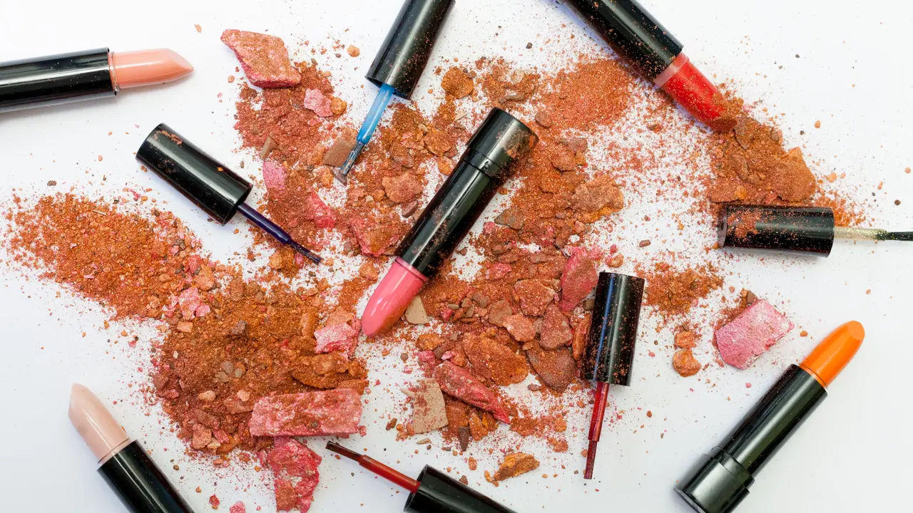 Lipstick Expired