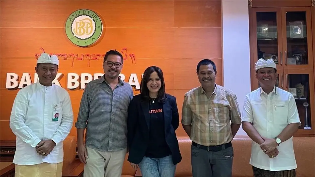 Emtek Group.