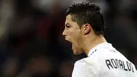 Ronaldo Alami Cedera Lutut